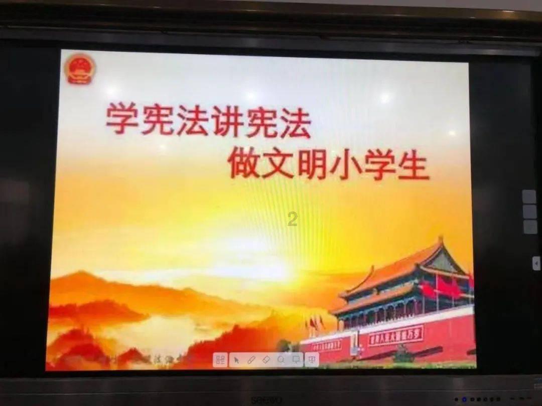 女排世俱杯天津03伊萨奇巴希,地板核心杨艺伤停,球迷4喷1赞